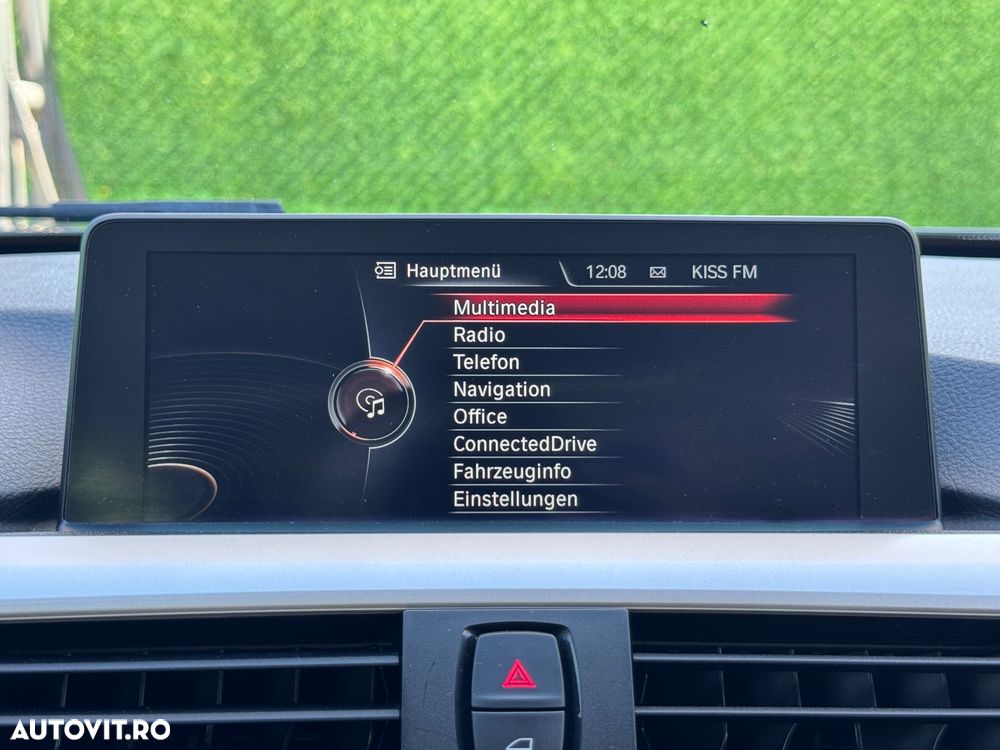 BMW Seria 3 320d Aut. Efficient Dynamics Edition - 28