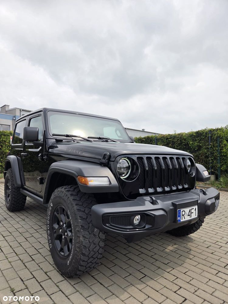 Jeep Wrangler - 8