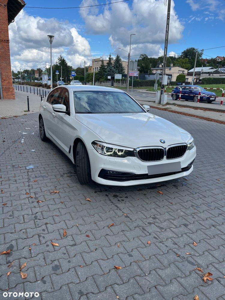 BMW Seria 5 518d Sport Line - 1