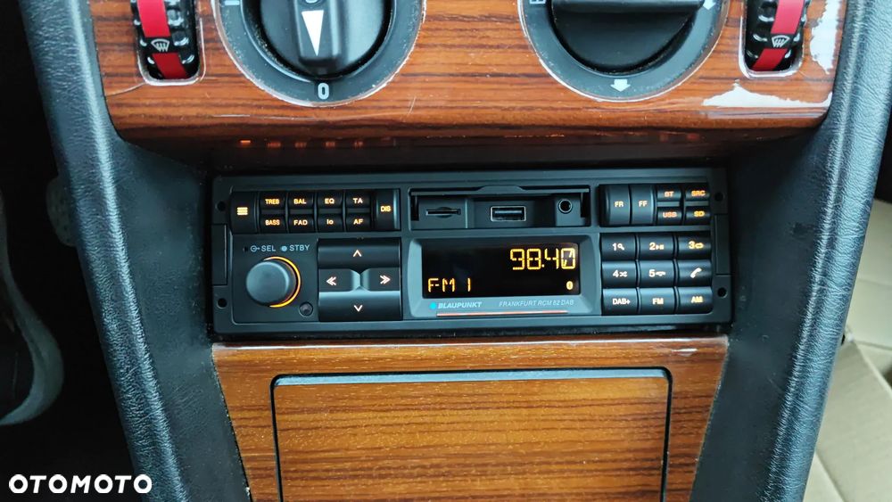 Mercedes-Benz W124 (1984-1993) ver-standard - 25