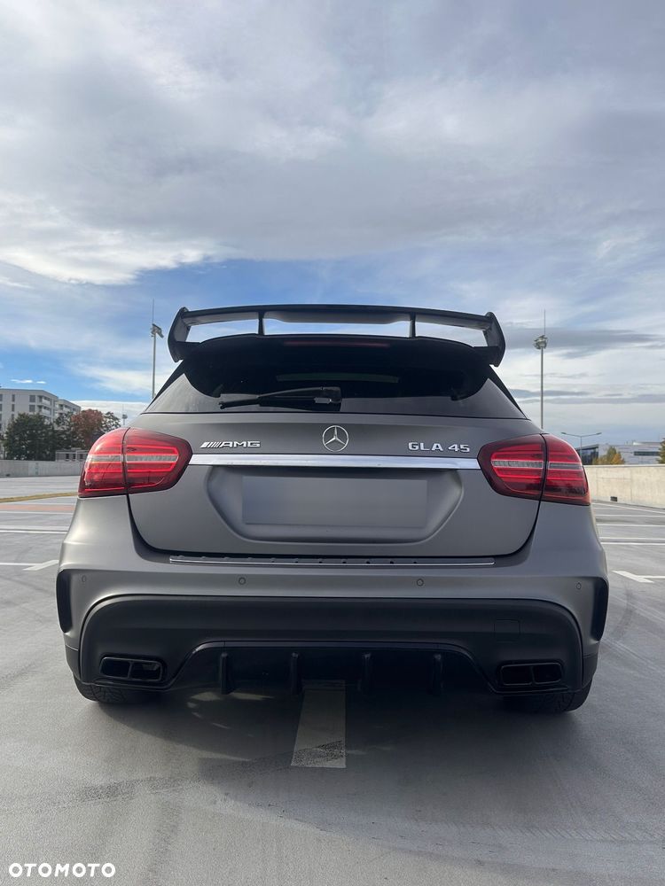 Mercedes-Benz GLA AMG 45 4-Matic - 36