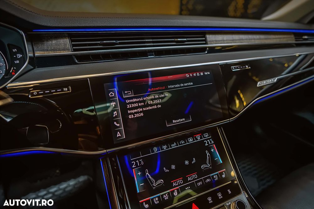 Audi A8 - 32