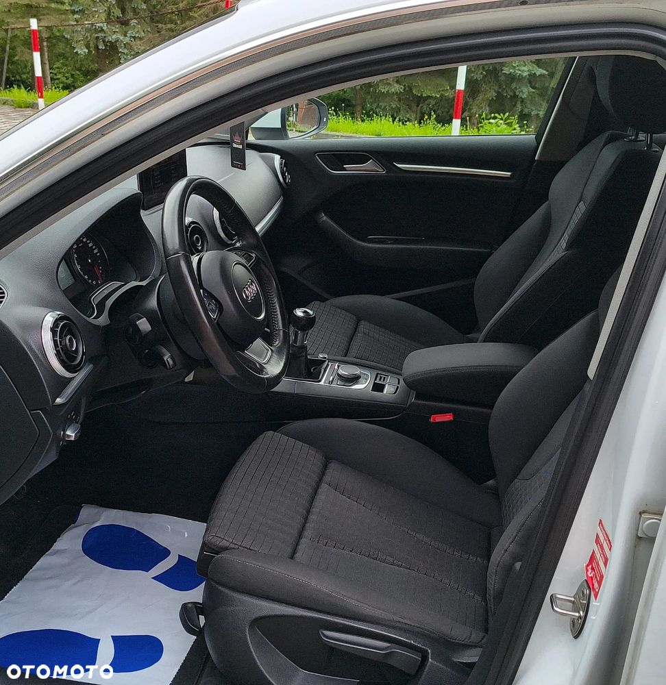 Audi A3 Sportback - 18
