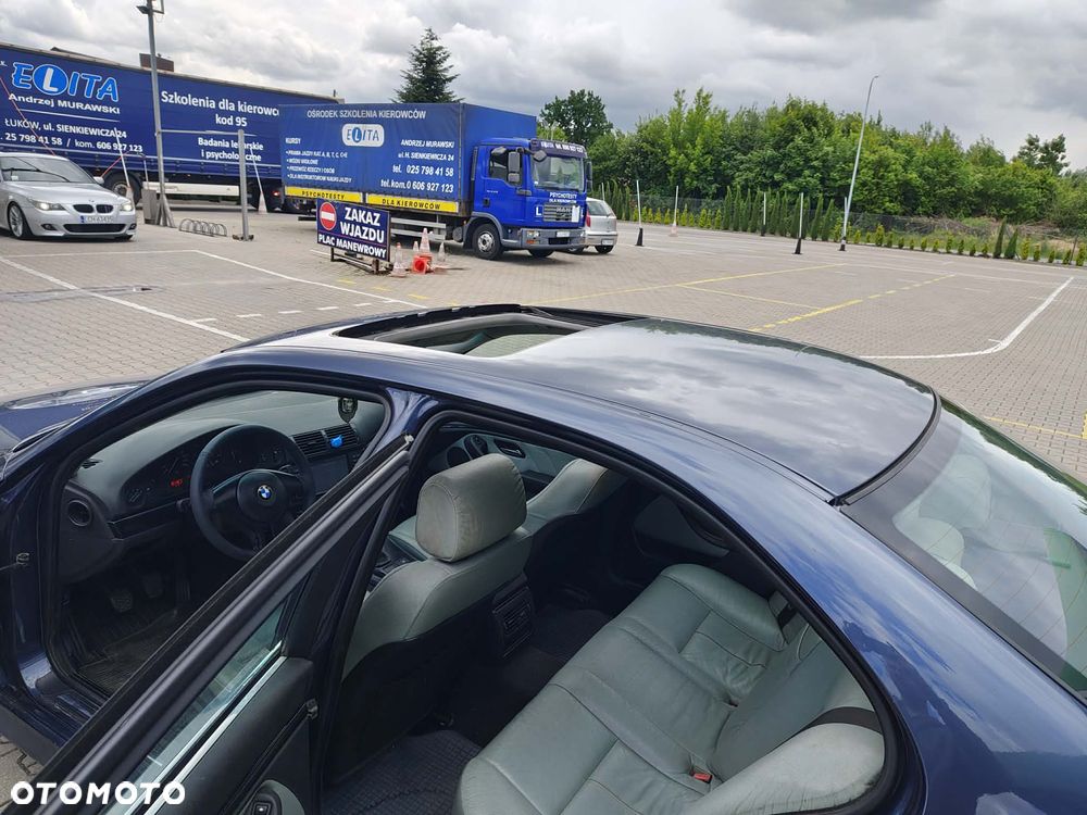 BMW Seria 5 520d - 7