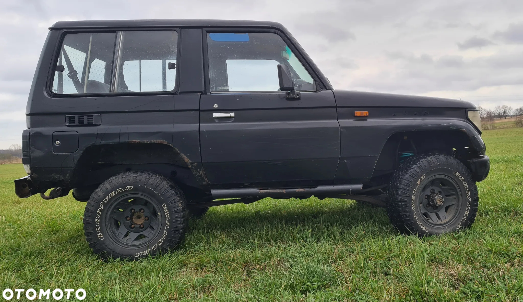Toyota Land Cruiser LJ70 - 12