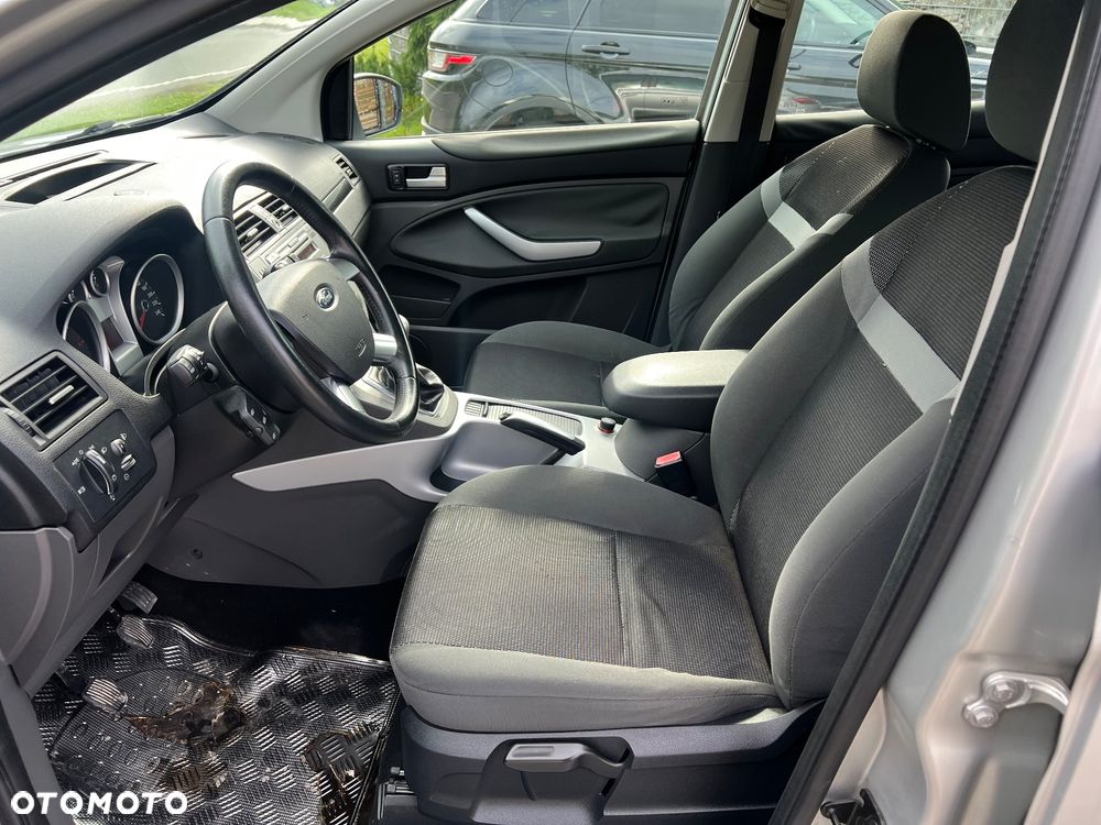 Ford Kuga 2.0 TDCi 2x4 Trend - 10