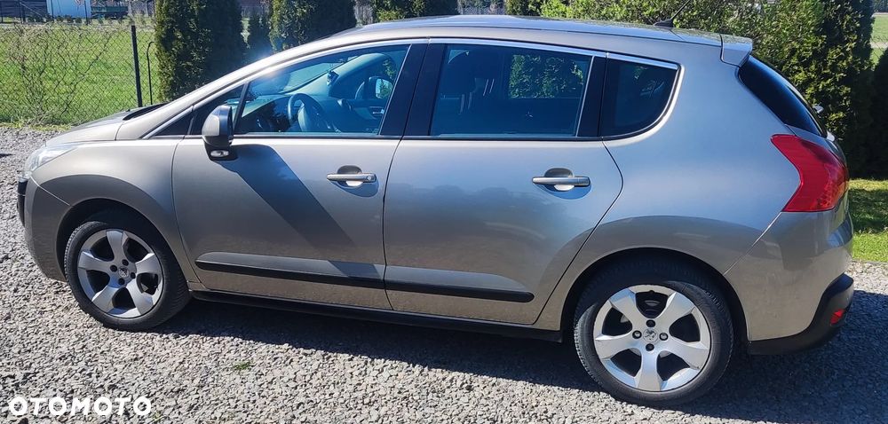 Peugeot 3008 HDi FAP 110 Premium - 4