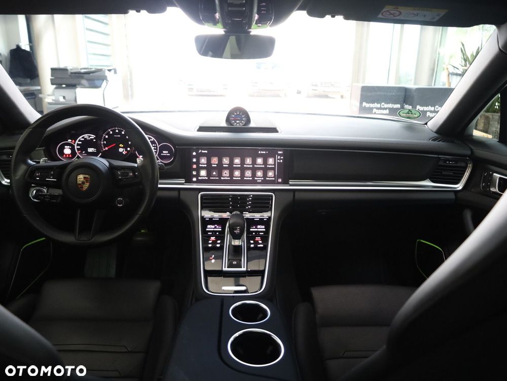 Porsche Panamera - 9