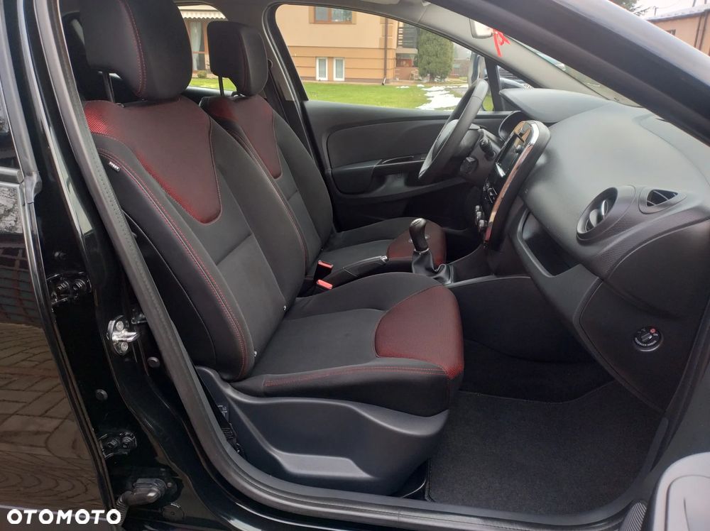 Renault Clio 1.2 16V 75 Experience - 32