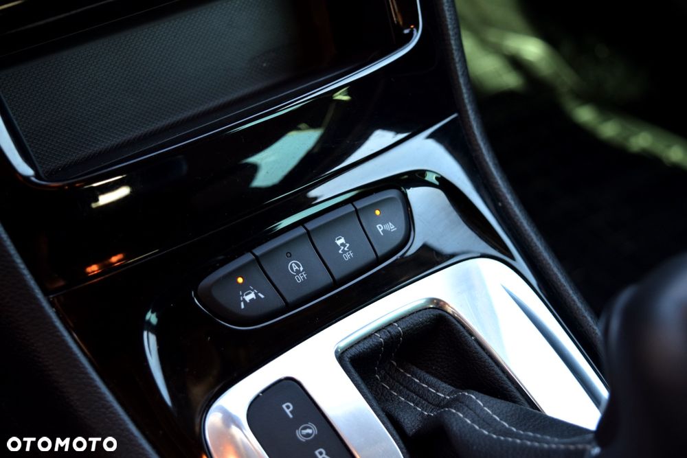 Opel Astra V 1.6 CDTI Elite - 25