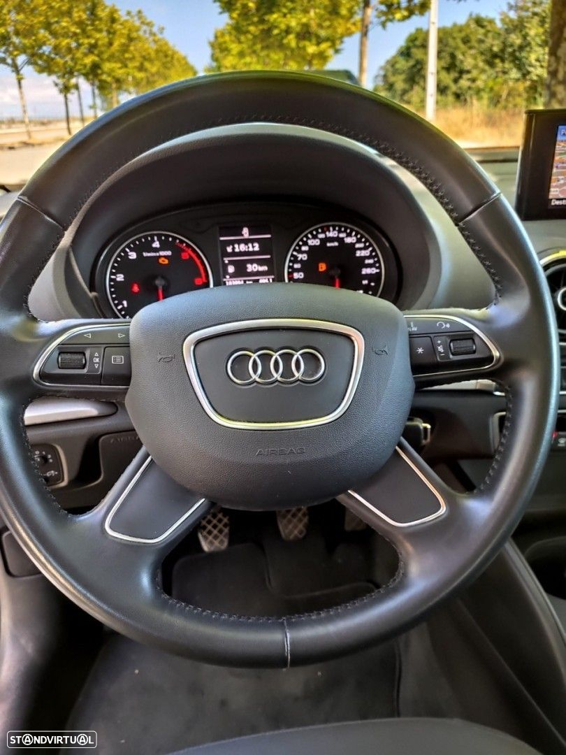 Audi A3 Sportback 1.6 TDI Attraction - 11