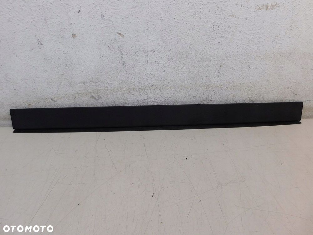 listwa progu bagażnika mercedes slk r170 99r - 1