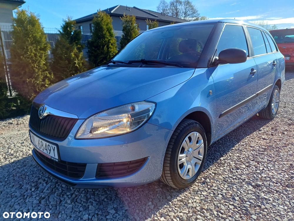 Skoda Fabia 1.2 HTP Active - 10
