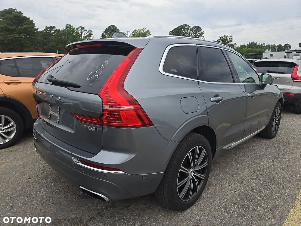 Volvo XC 60 T5 AWD Inscription - 4