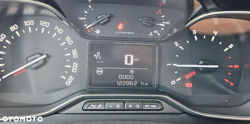 Citroën C3 1.2 PureTech Shine S&S - 38