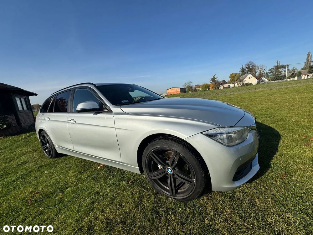 BMW Seria 3 318d - 20