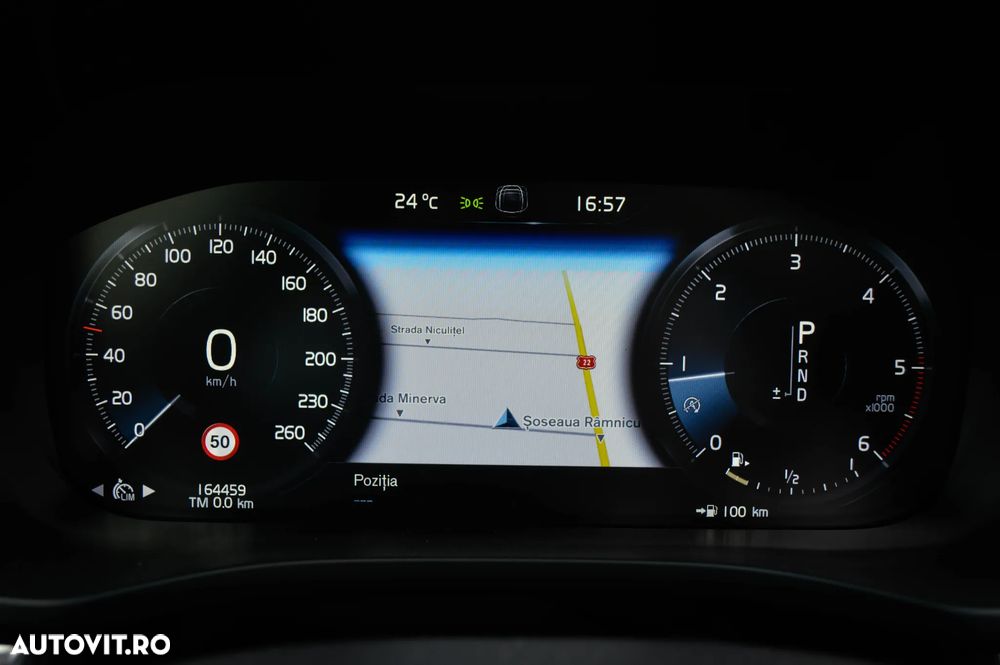 Volvo XC 60 D5 AWD R-Design - 20