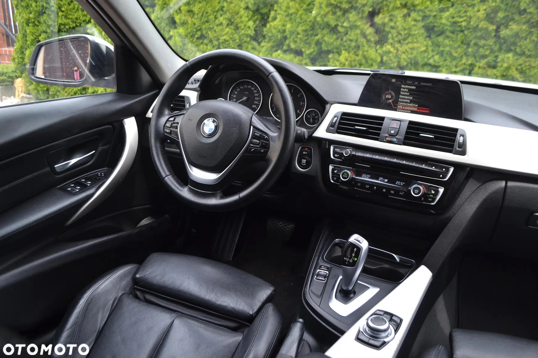BMW Seria 3 320d Touring Luxury Line - 20