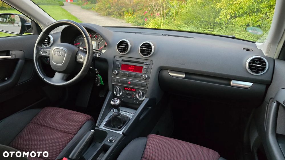 Audi A3 Sportback - 12
