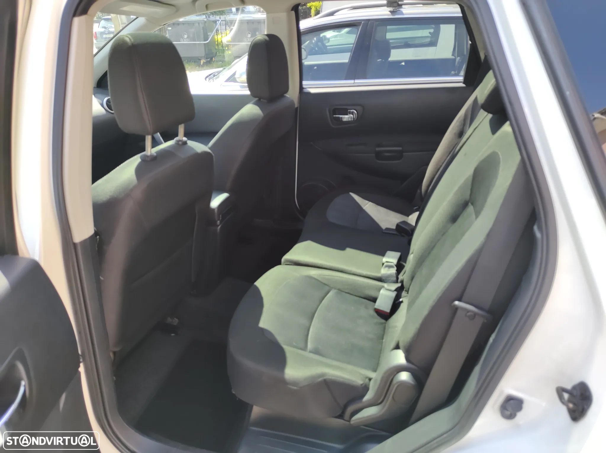 Nissan Qashqai +2 1.5 dCi Tekna Premium 17 - 13