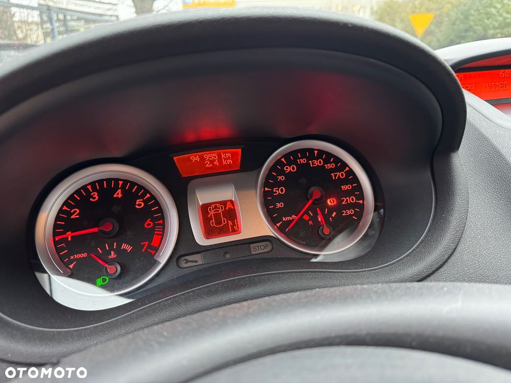 Renault Clio - 13