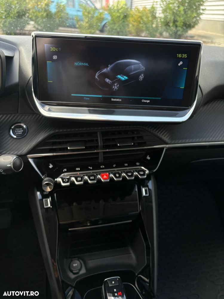 Peugeot 208 e-208 Allure - 6