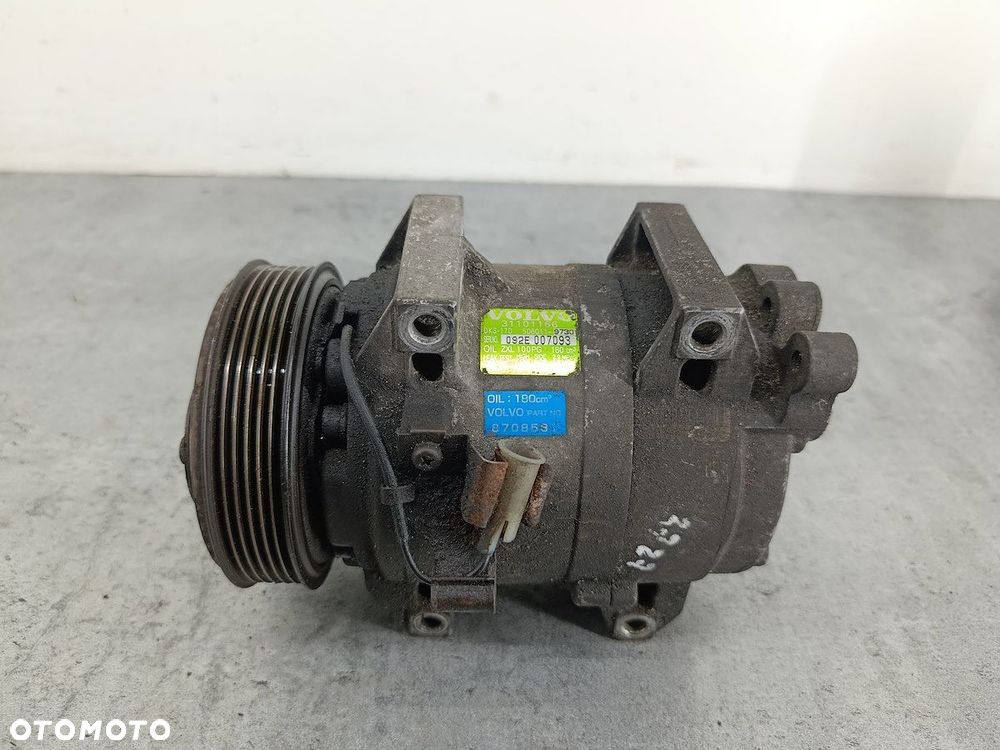POMPA, SPRĘŻARKA KLIMATYZACJI VOLVO S80 I 31101166  8708581 2.4 20V - 1