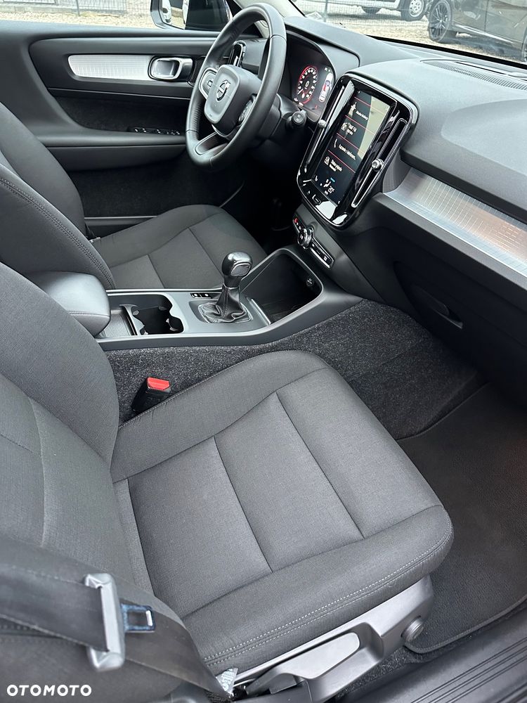 Volvo XC 40 T3 Momentum Pro - 7