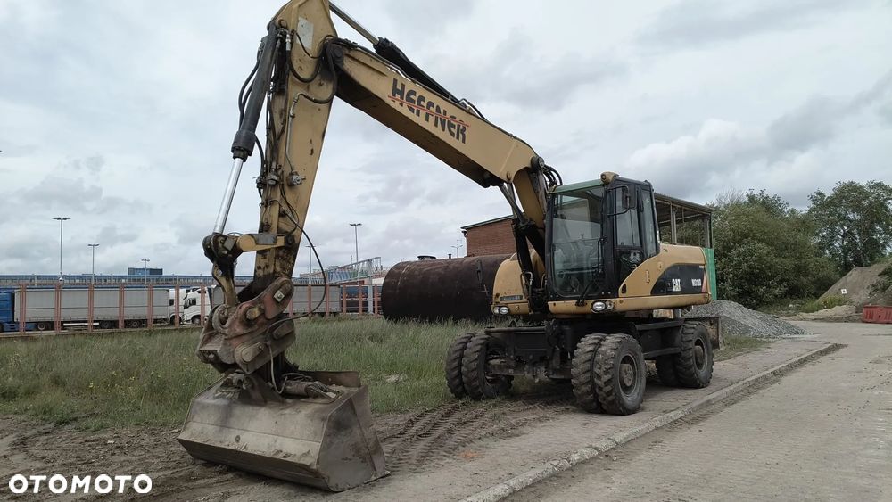 Caterpillar M 318D - 1