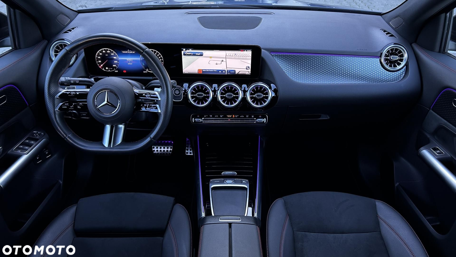 Mercedes-Benz GLA - 19