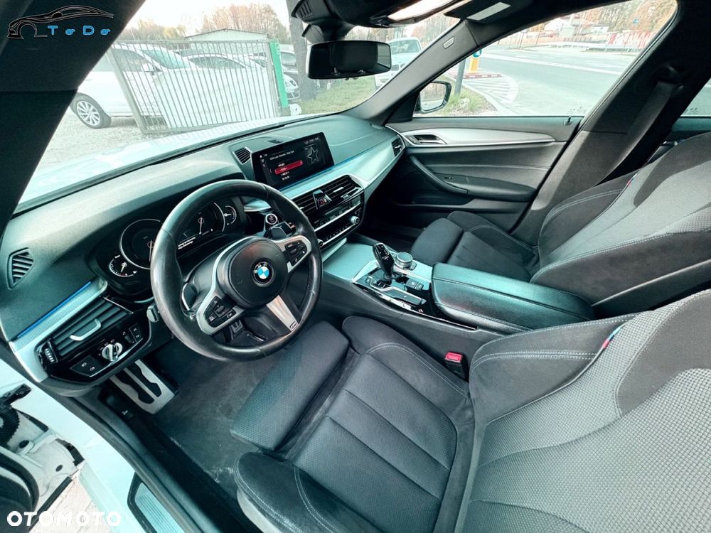 BMW Seria 5 520d M Sport sport - 21