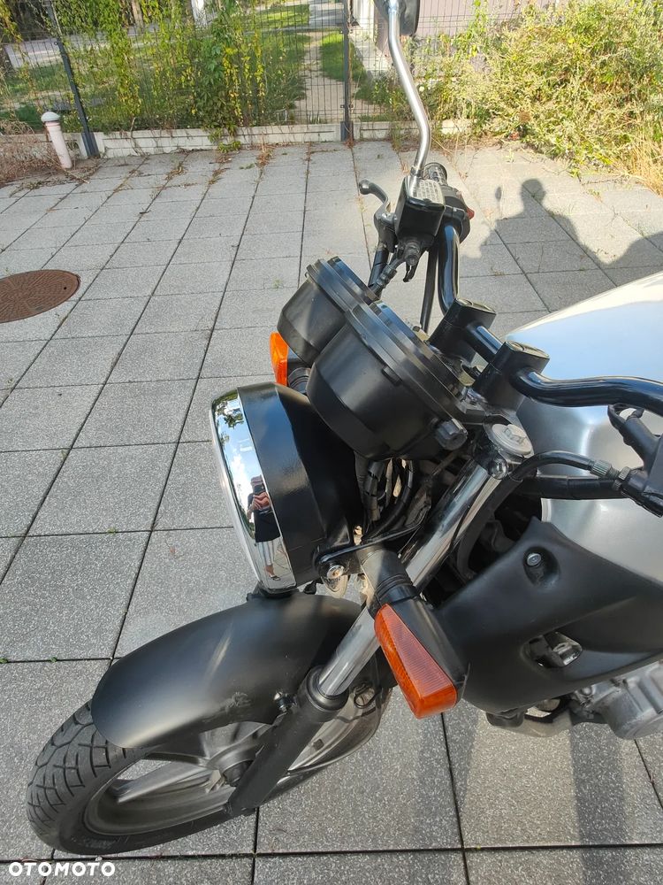 Honda CB - 11