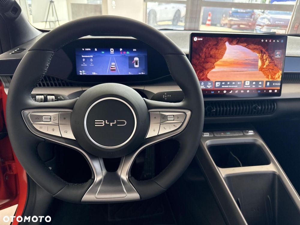 BYD Dolphin - 12