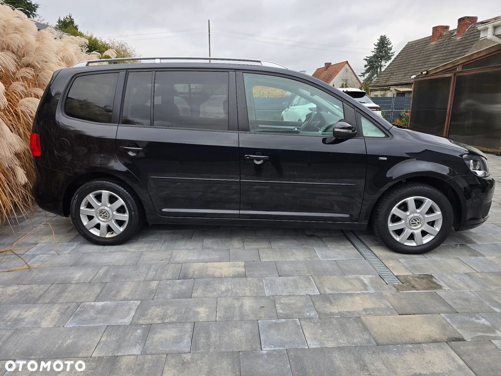 Volkswagen Touran - 9
