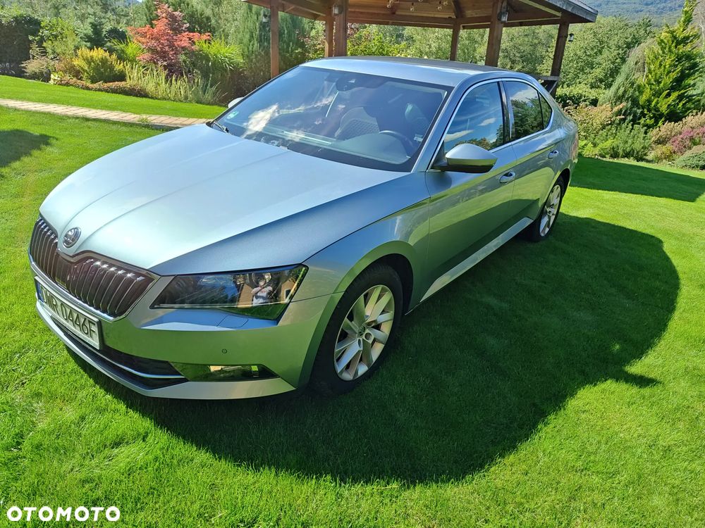 Skoda Superb 2.0 TDI 4x4 Style DSG - 8