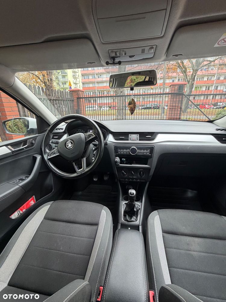 Skoda RAPID - 10