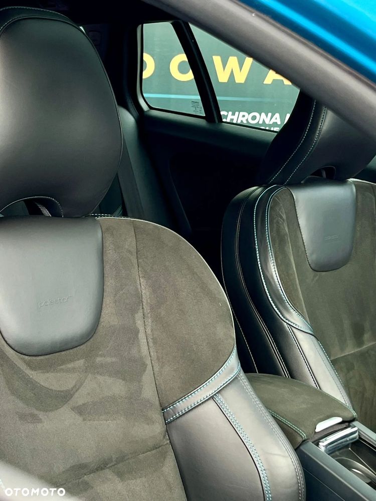 Volvo V60 T6 AWD R-Design - 13