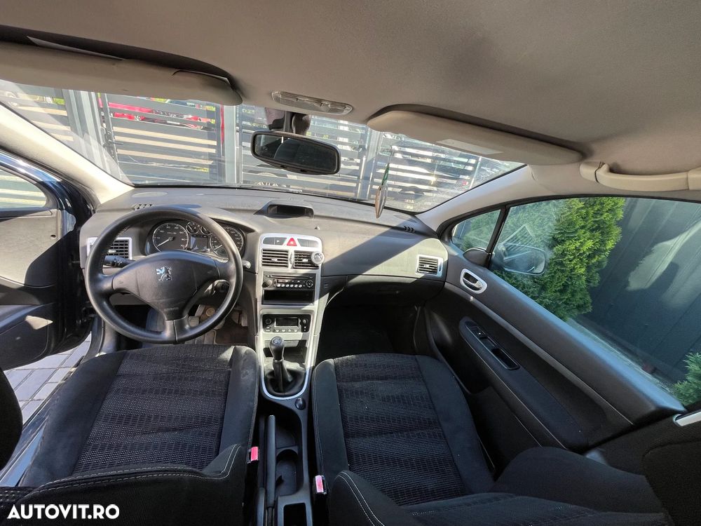 Peugeot 307 1.6 XT - 10