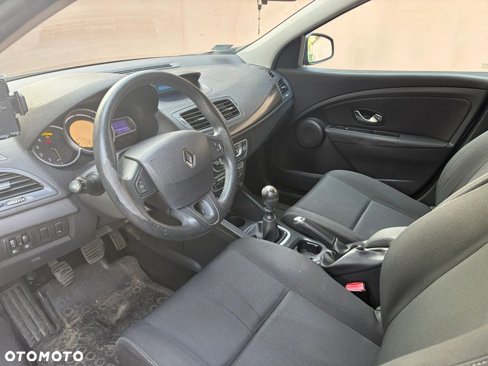 Renault Megane 1.5 dCi Expression - 12