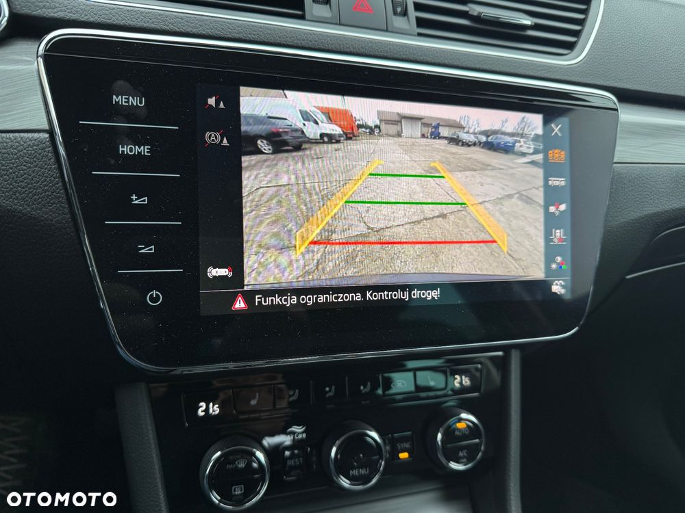 Skoda Superb 2.0 TDI DSG Style - 2