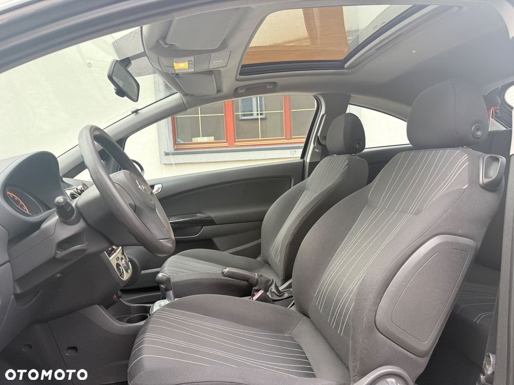 Opel Corsa 1.2 16V Silverline Easytronic - 9