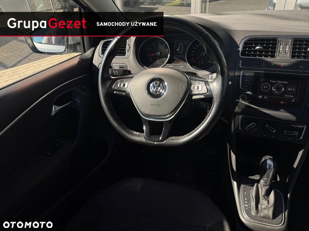 Volkswagen Polo - 11