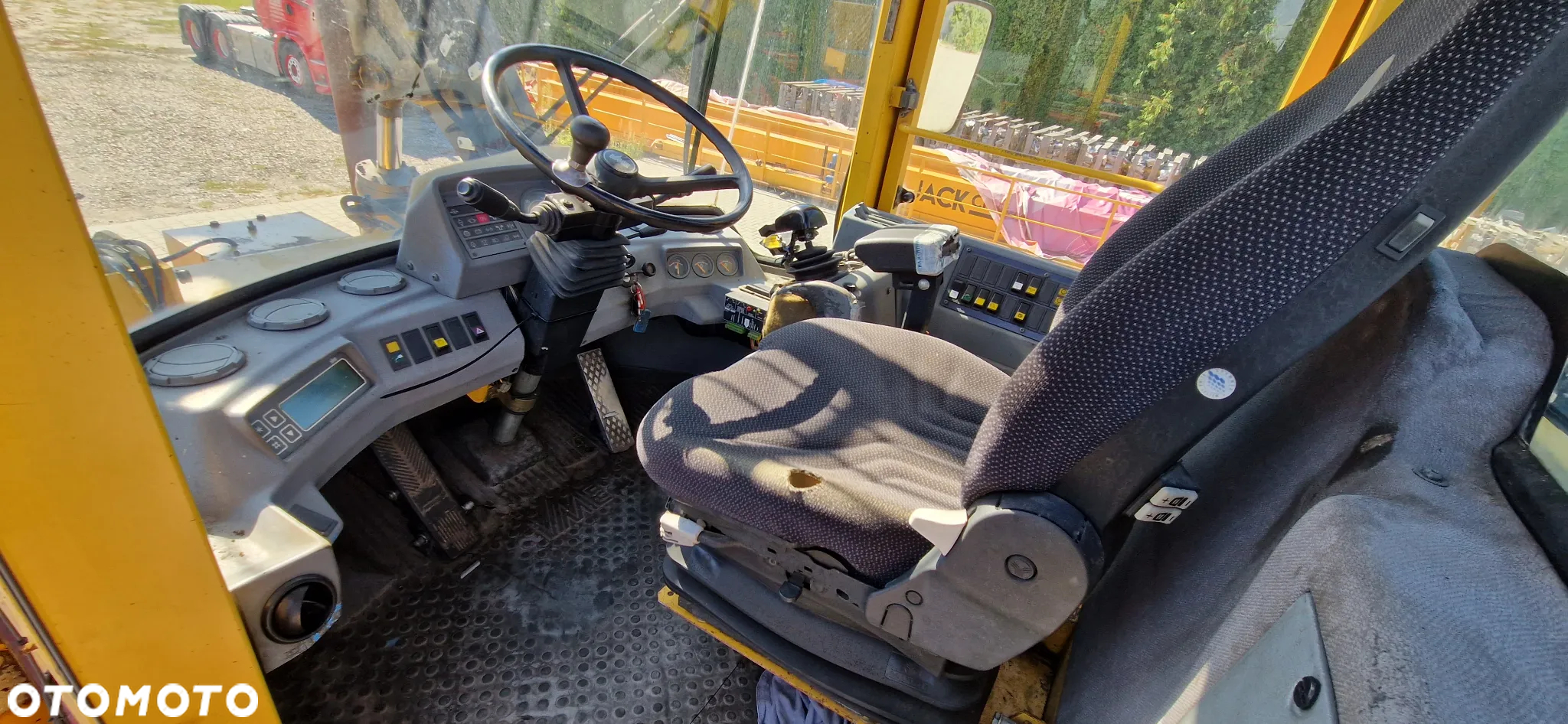 Volvo L 180 - 18