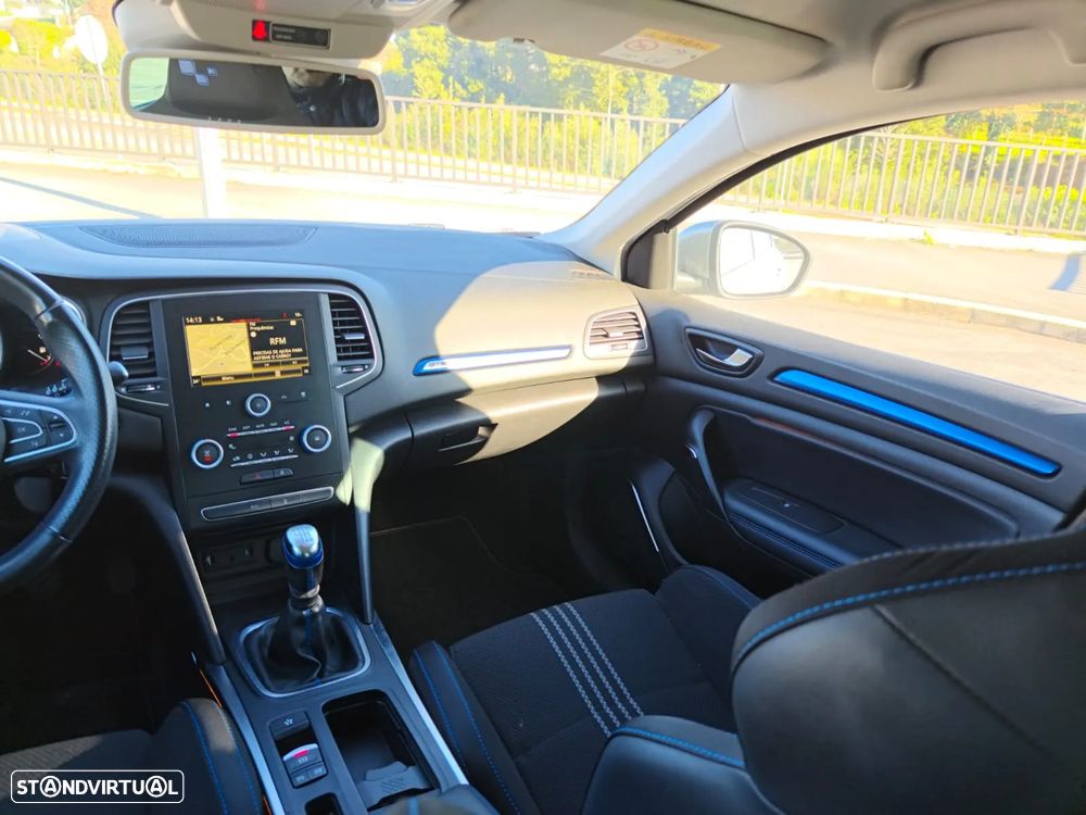 Renault Mégane Sport Tourer 1.5 dCi GT Line - 18