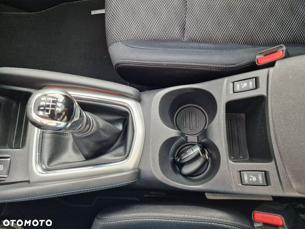 Nissan Qashqai 1.2 DIG-T N-Connecta EU6 - 27
