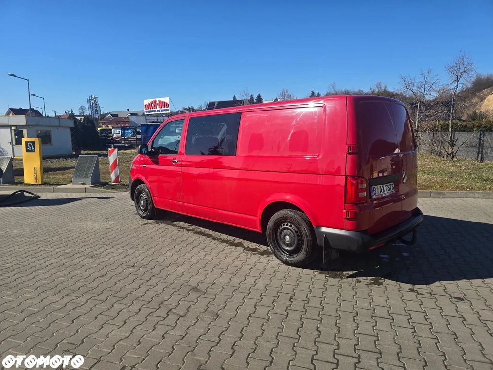 Volkswagen Transporter - 11
