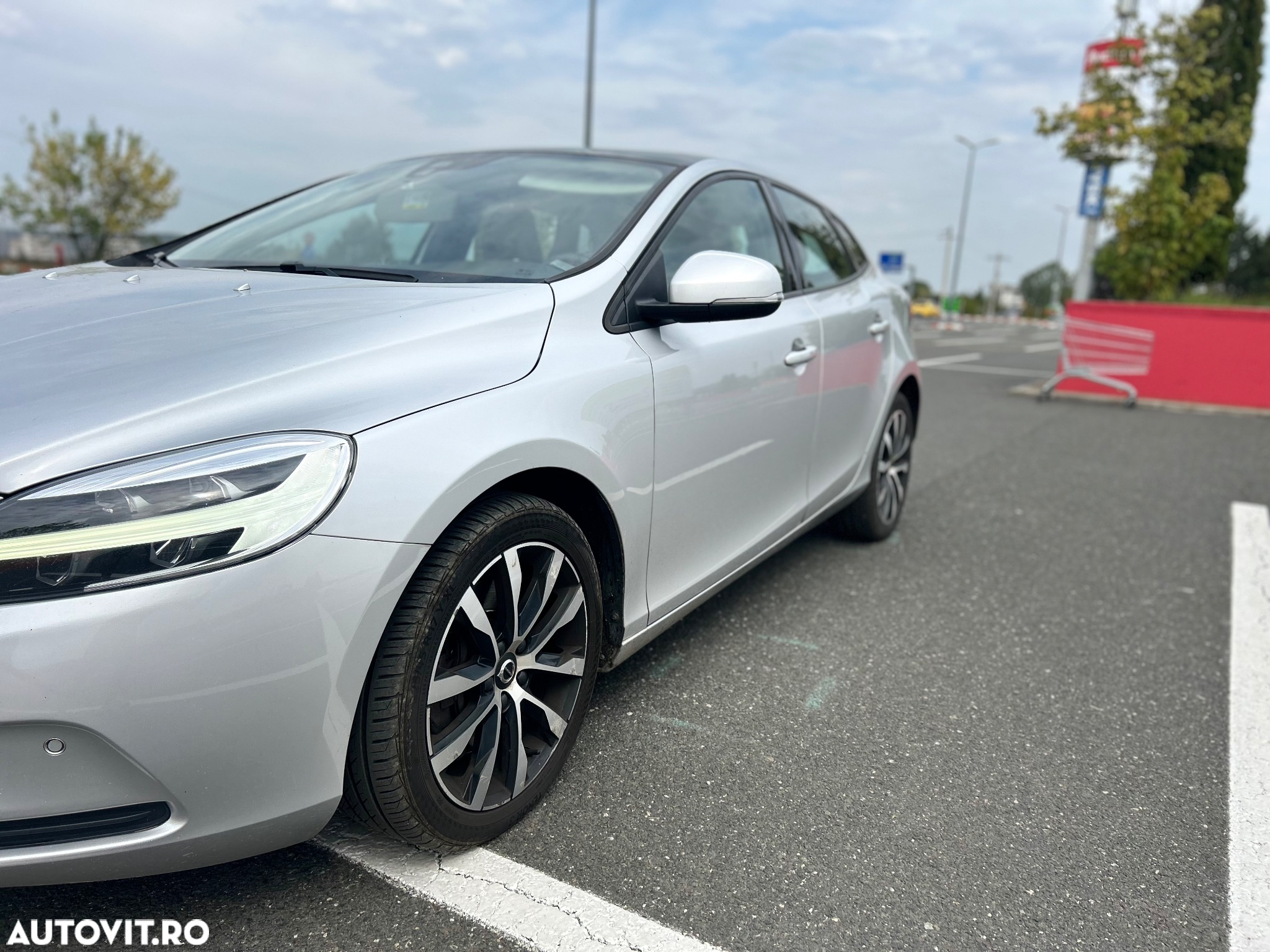 Volvo V40 D2 Aut. Momentum - 2