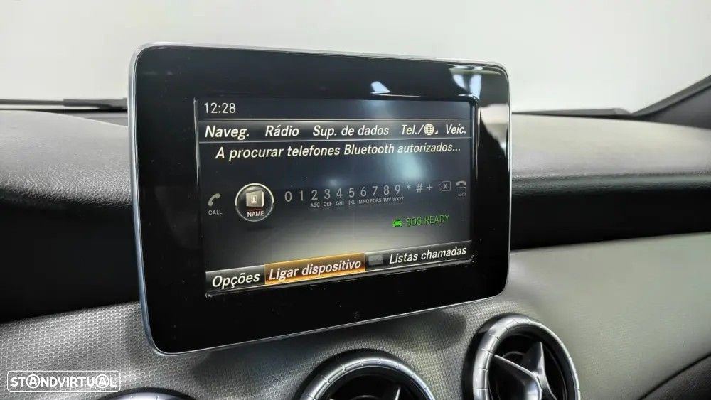 Mercedes-Benz CLA 200 d Shooting Brake AMG Line - 31