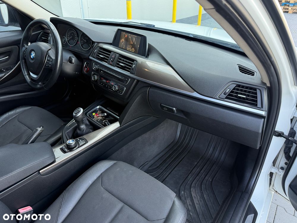 BMW Seria 3 318d Modern Line - 8