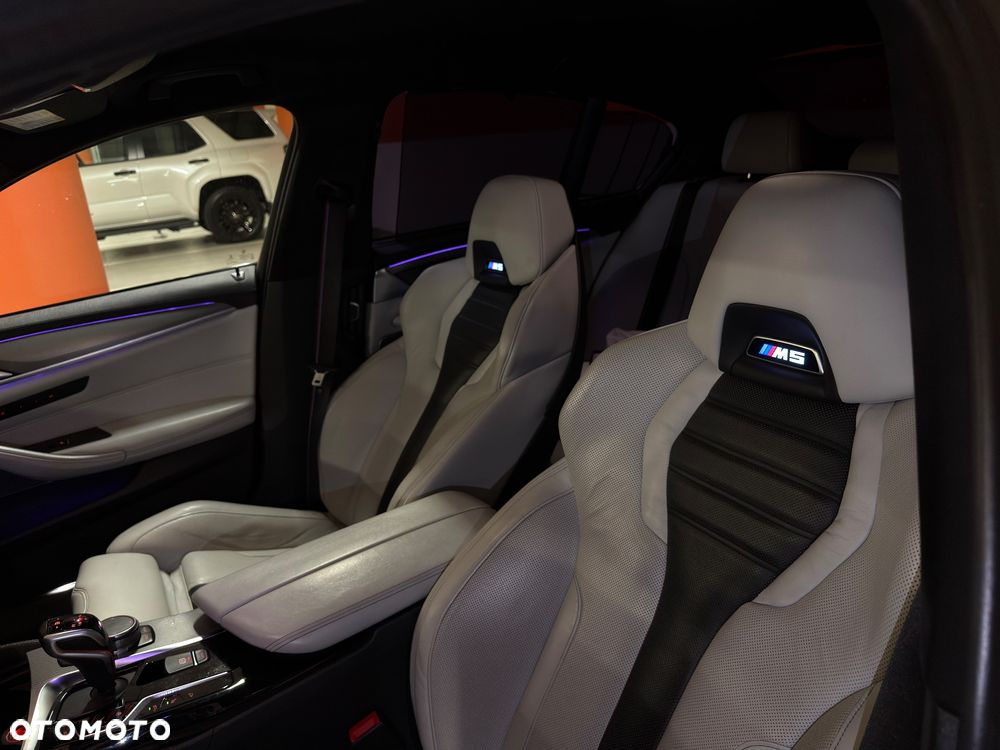 BMW M5 Competition - 11